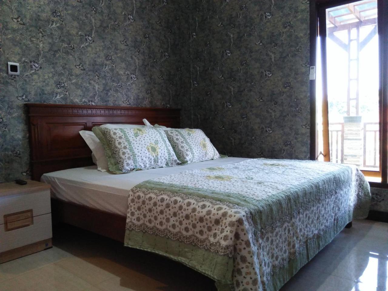 Papyrus Homestay Banyuwangi  Exterior foto